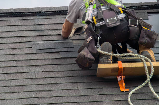 Quick and Trustworthy Emergency Roof Repair Services in Belleair Bluffs, FL
